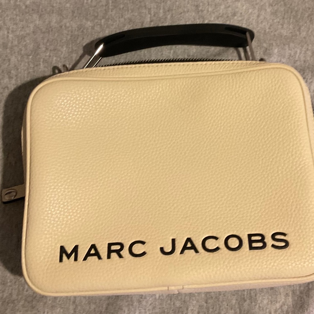 Marc jacobs lunch box bag